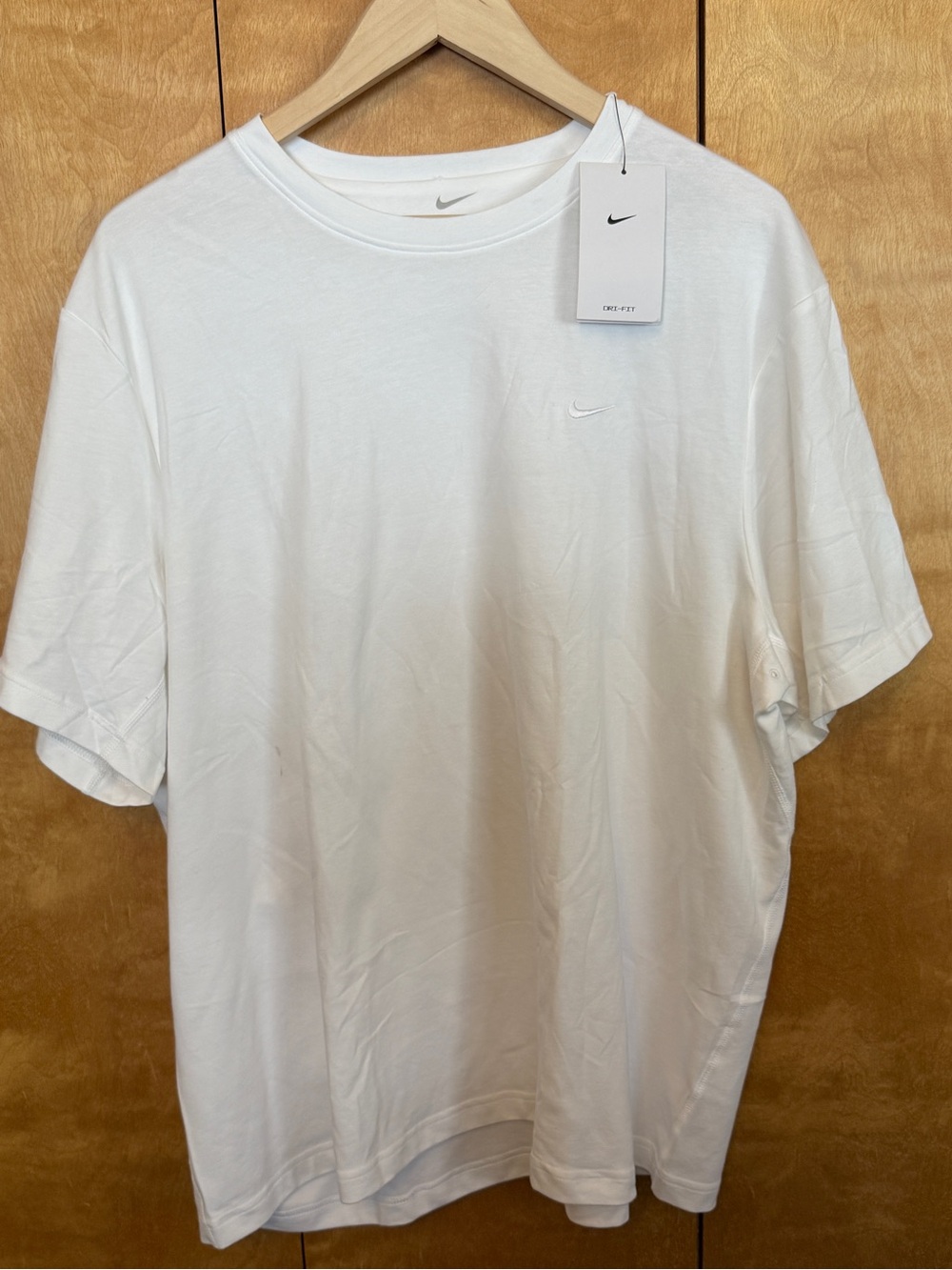 NWT - NIKE Men's White Dri-FIT Short-Sleeve T-Shirt size XL